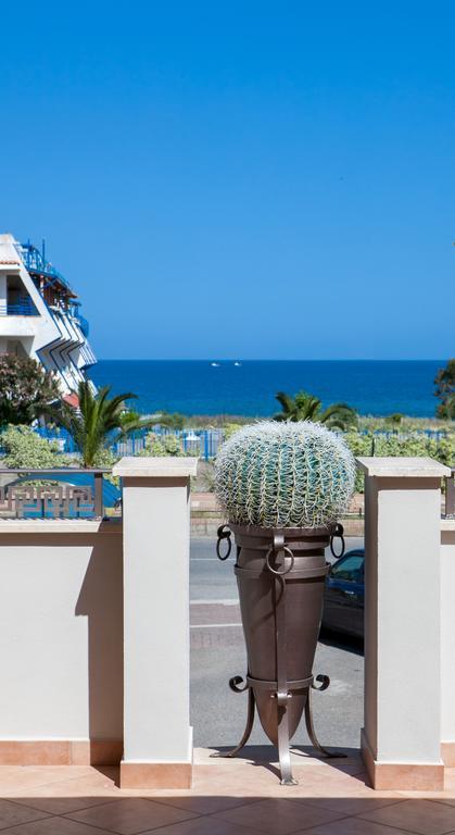 Del Gaudio Guesthouse Torre Melissa Exterior foto